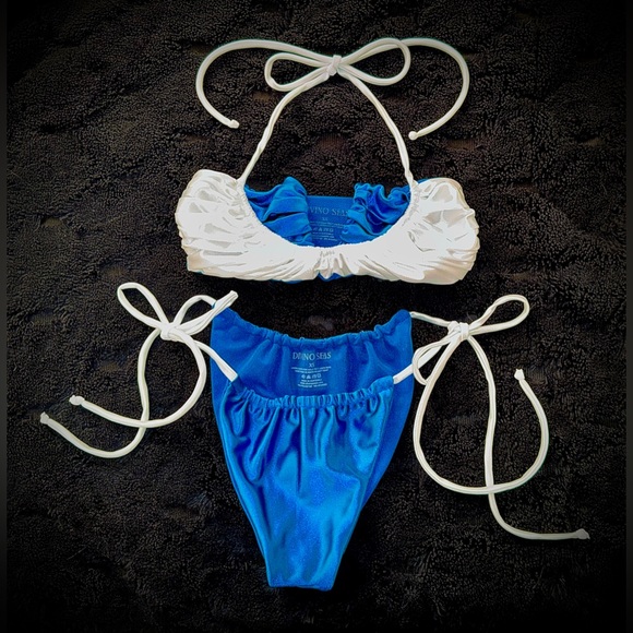 Divino Seas Ailin Dark Peacock Blue Bright White Top & Bottom Bikini Set Size XS - Picture 10 of 14